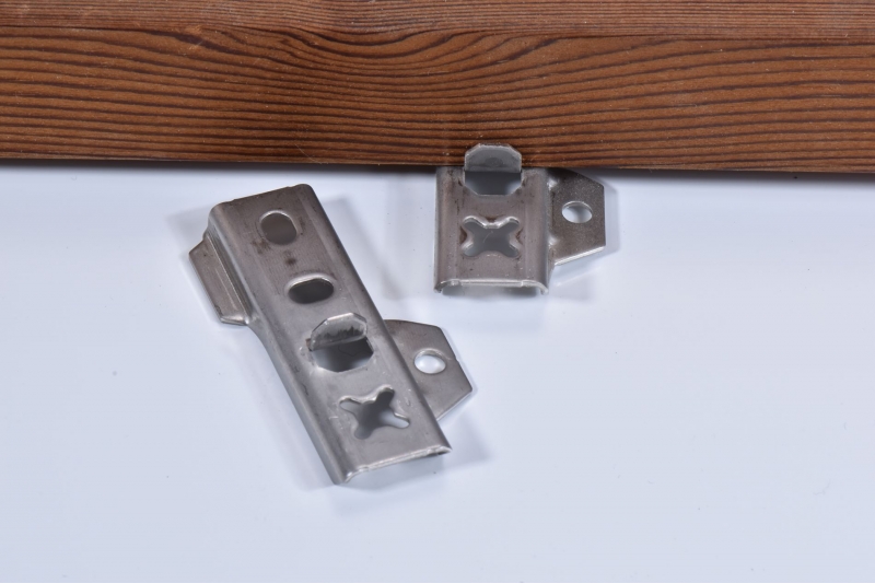 System montażu deski tarasowej DILA 2/22