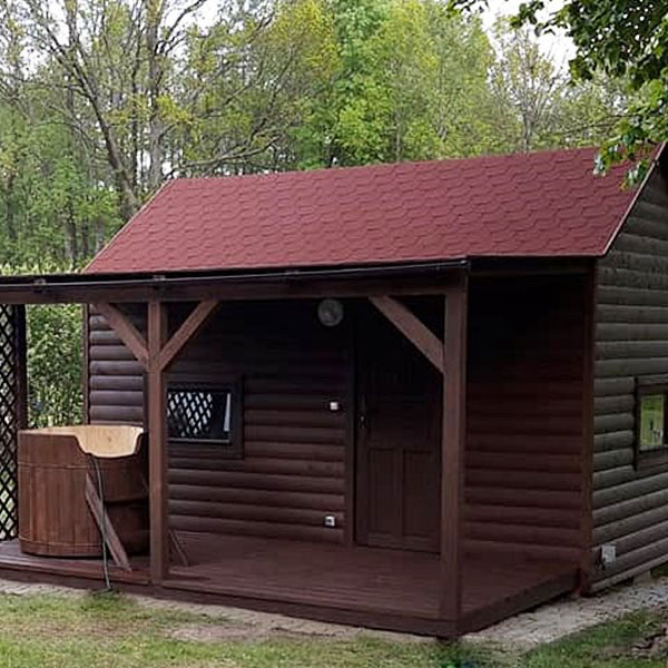 Sauna z imitacji bala